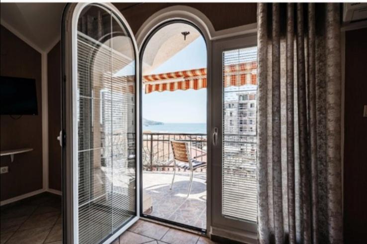 D & S Family Apartments Budva Exterior photo